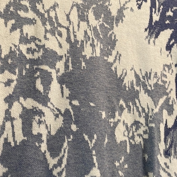 Chico's Floral Sweater Top Woman's Size 2 - Picture 10 of 14